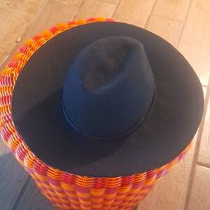 Black Express Hat
